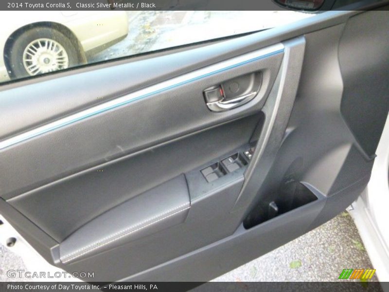 Classic Silver Metallic / Black 2014 Toyota Corolla S