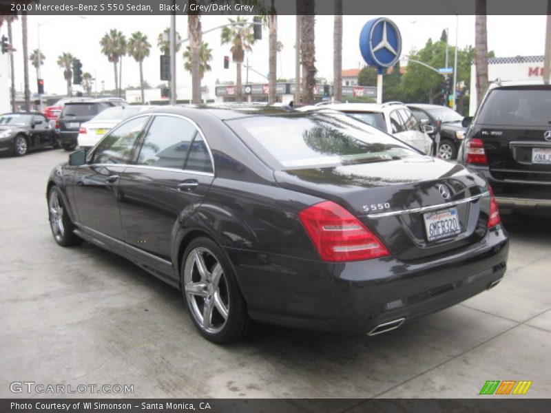 Black / Grey/Dark Grey 2010 Mercedes-Benz S 550 Sedan