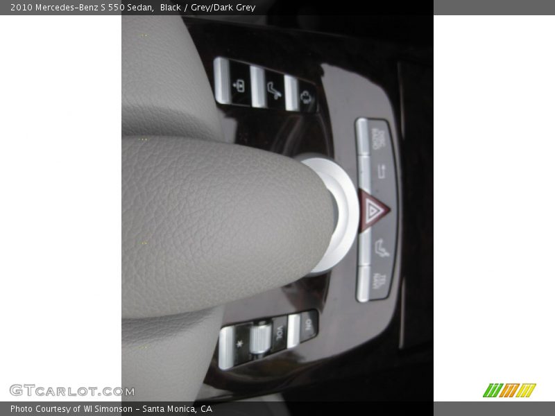 Black / Grey/Dark Grey 2010 Mercedes-Benz S 550 Sedan