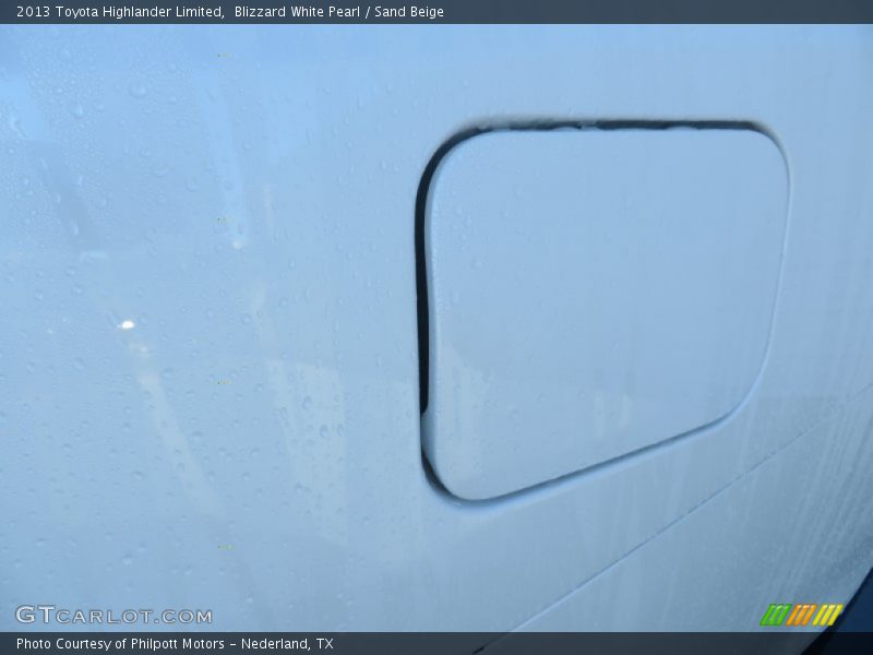 Blizzard White Pearl / Sand Beige 2013 Toyota Highlander Limited