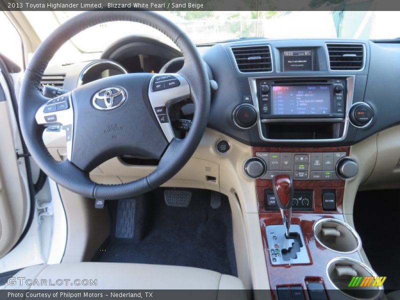 Blizzard White Pearl / Sand Beige 2013 Toyota Highlander Limited
