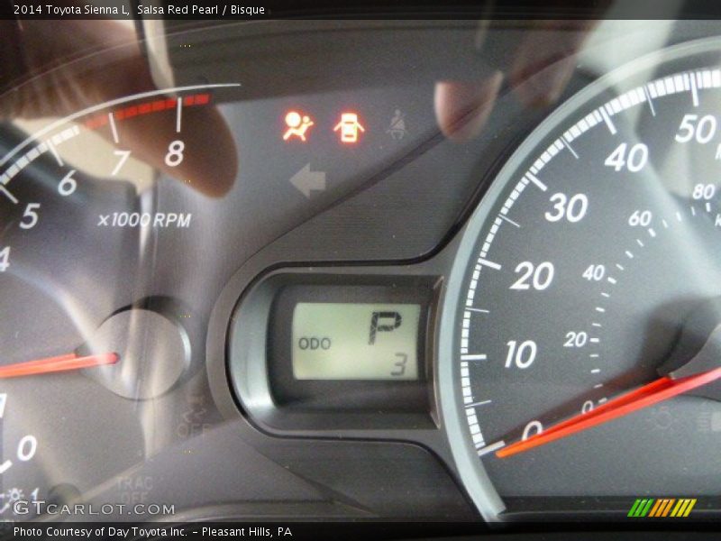 Salsa Red Pearl / Bisque 2014 Toyota Sienna L
