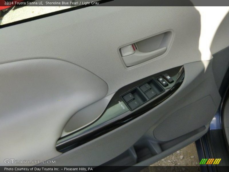 Shoreline Blue Pearl / Light Gray 2014 Toyota Sienna LE