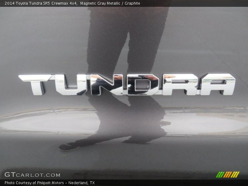 Magnetic Gray Metallic / Graphite 2014 Toyota Tundra SR5 Crewmax 4x4