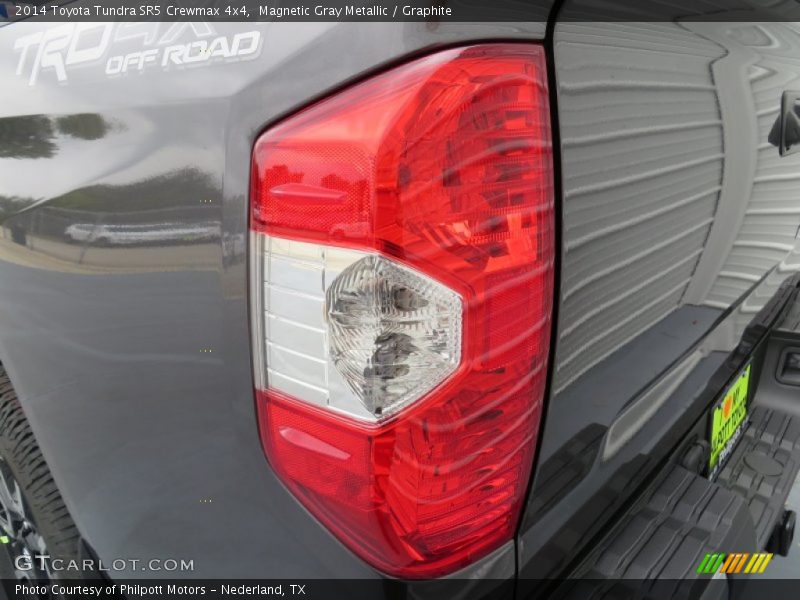 Magnetic Gray Metallic / Graphite 2014 Toyota Tundra SR5 Crewmax 4x4