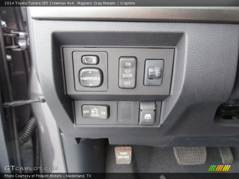Magnetic Gray Metallic / Graphite 2014 Toyota Tundra SR5 Crewmax 4x4