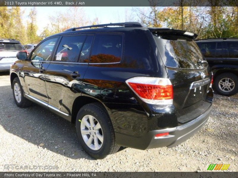 Black / Ash 2013 Toyota Highlander V6 4WD