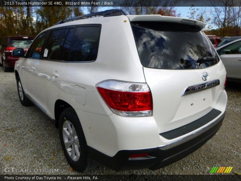 Blizzard White Pearl / Black 2013 Toyota Highlander SE 4WD