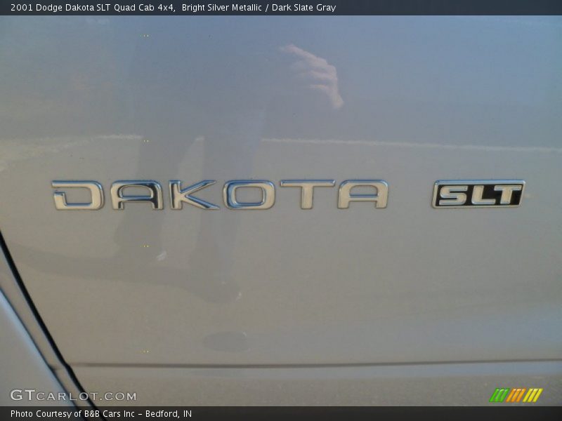 Bright Silver Metallic / Dark Slate Gray 2001 Dodge Dakota SLT Quad Cab 4x4