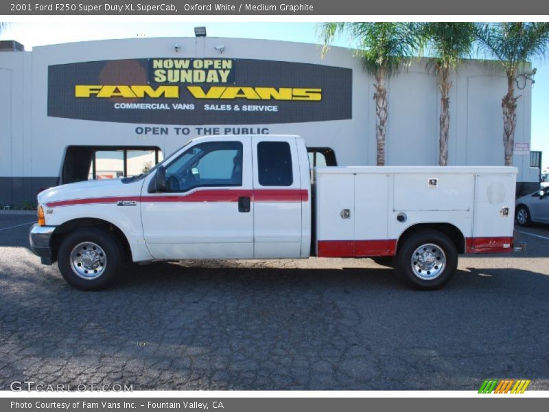 Oxford White / Medium Graphite 2001 Ford F250 Super Duty XL SuperCab