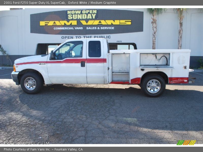 Oxford White / Medium Graphite 2001 Ford F250 Super Duty XL SuperCab