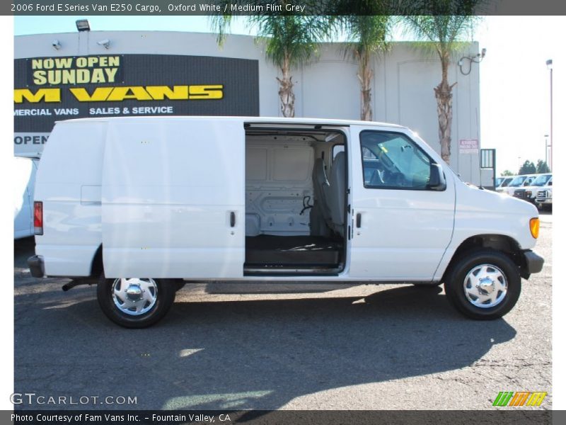 Oxford White / Medium Flint Grey 2006 Ford E Series Van E250 Cargo