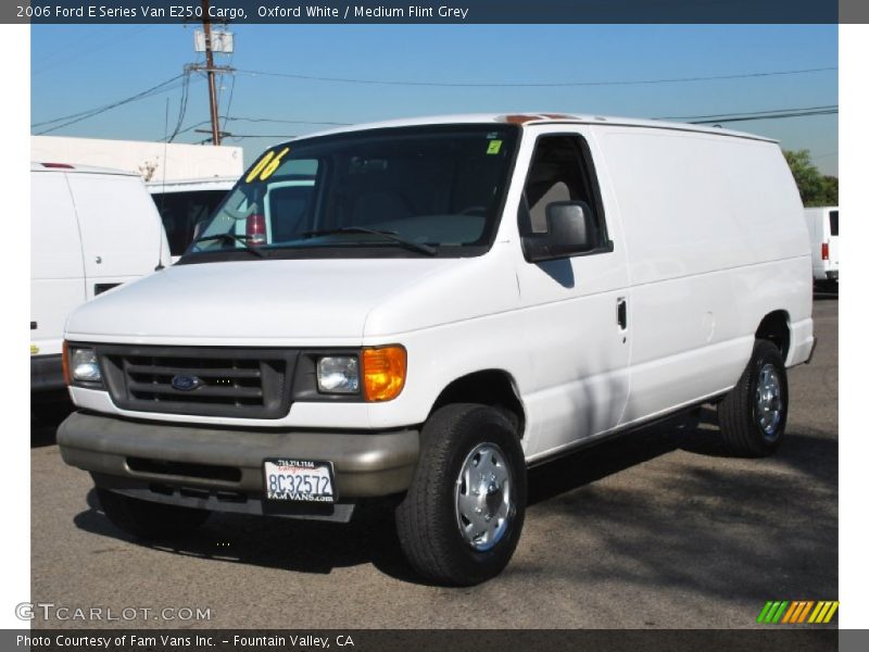 Oxford White / Medium Flint Grey 2006 Ford E Series Van E250 Cargo