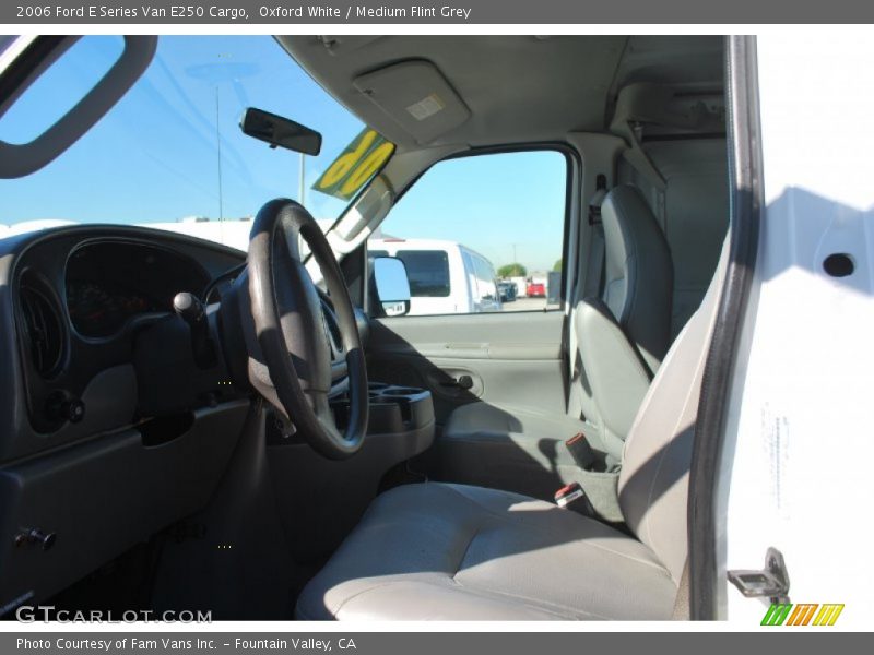 Oxford White / Medium Flint Grey 2006 Ford E Series Van E250 Cargo