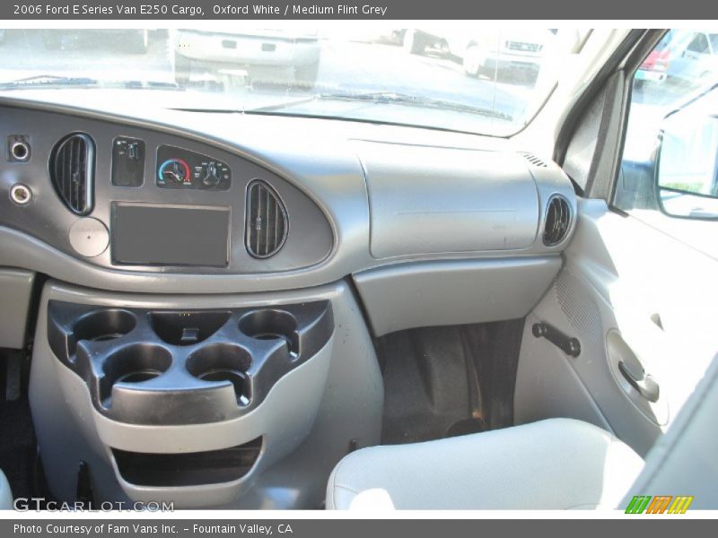 Oxford White / Medium Flint Grey 2006 Ford E Series Van E250 Cargo