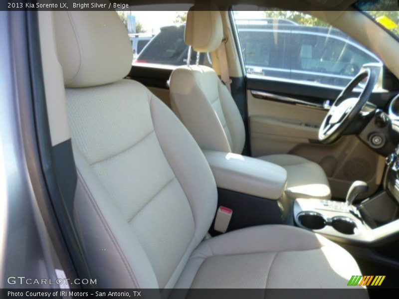Bright Silver / Beige 2013 Kia Sorento LX
