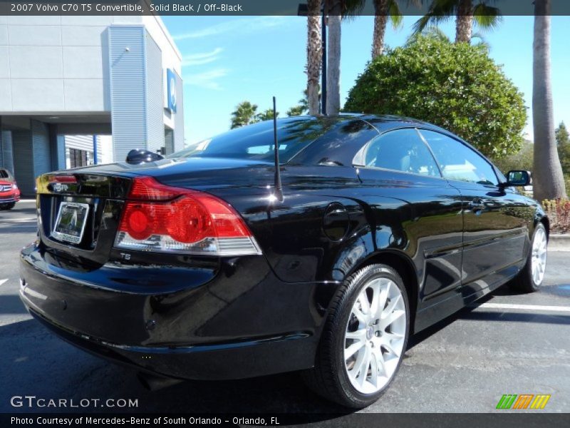 Solid Black / Off-Black 2007 Volvo C70 T5 Convertible