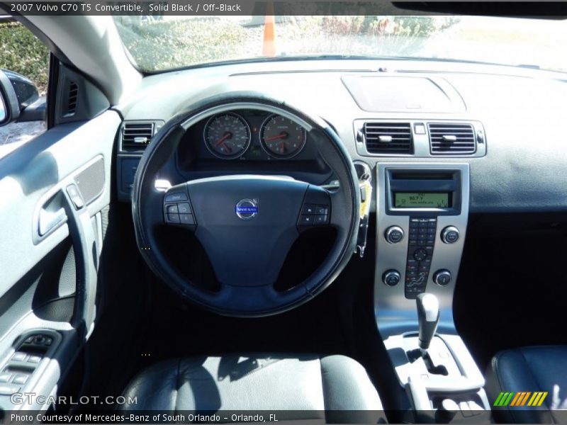 Solid Black / Off-Black 2007 Volvo C70 T5 Convertible