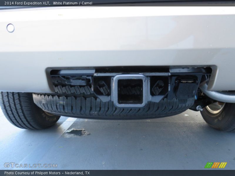 White Platinum / Camel 2014 Ford Expedition XLT