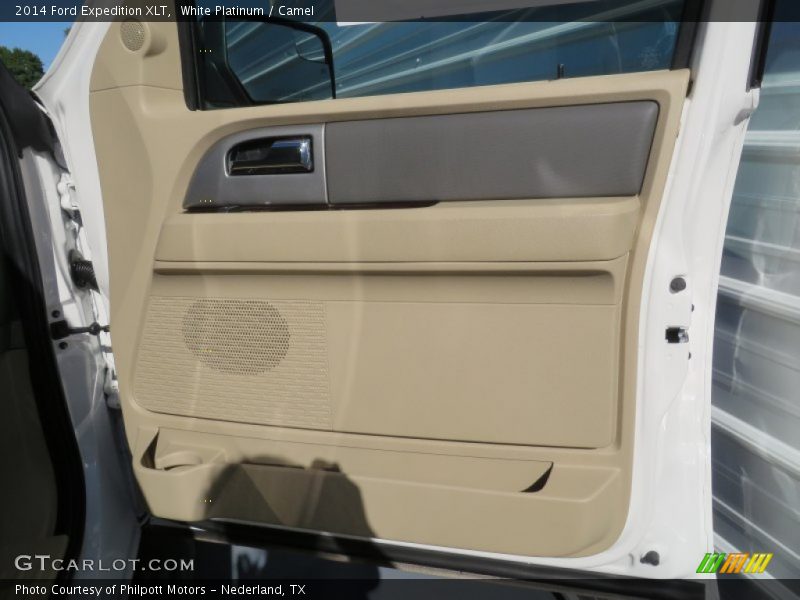 White Platinum / Camel 2014 Ford Expedition XLT
