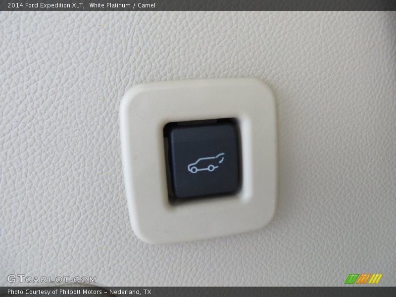 White Platinum / Camel 2014 Ford Expedition XLT