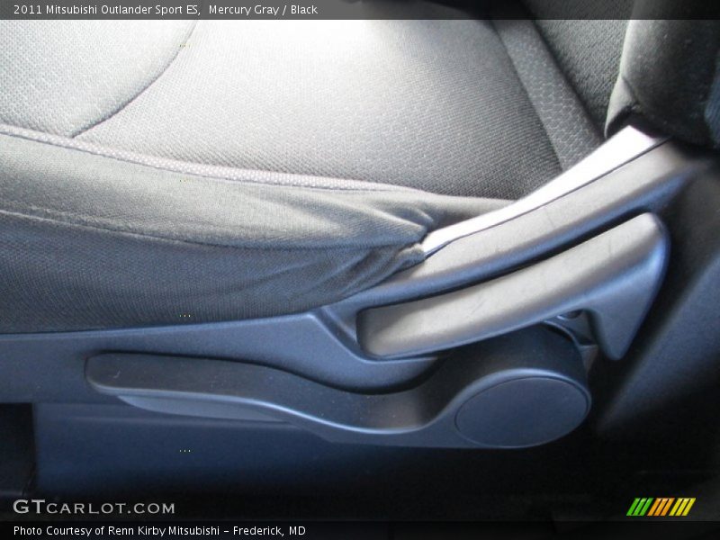 Mercury Gray / Black 2011 Mitsubishi Outlander Sport ES