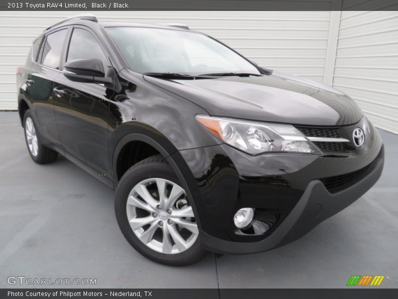 Front 3/4 View of 2013 RAV4 Limited