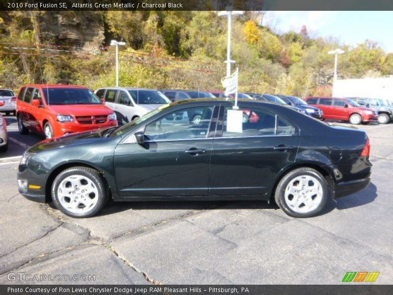 Atlantis Green Metallic / Charcoal Black 2010 Ford Fusion SE