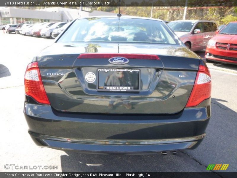 Atlantis Green Metallic / Charcoal Black 2010 Ford Fusion SE