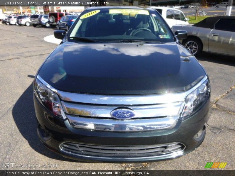Atlantis Green Metallic / Charcoal Black 2010 Ford Fusion SE