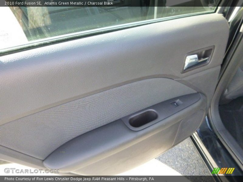 Atlantis Green Metallic / Charcoal Black 2010 Ford Fusion SE