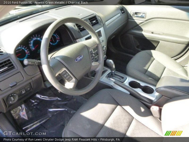 Atlantis Green Metallic / Charcoal Black 2010 Ford Fusion SE