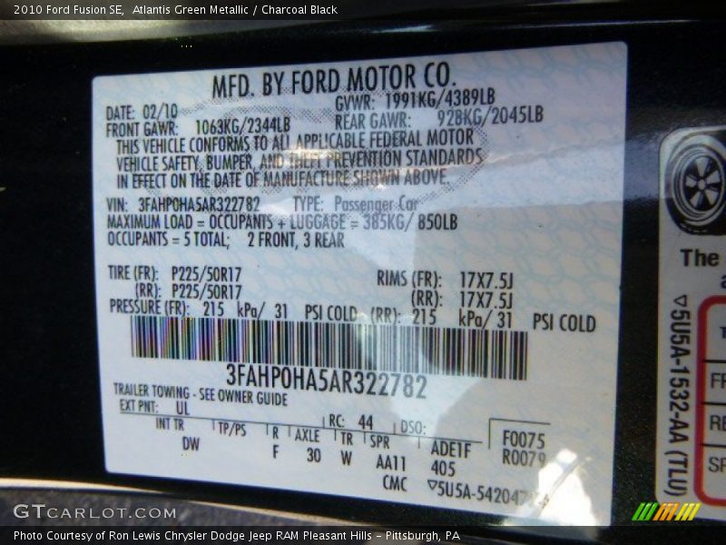 Atlantis Green Metallic / Charcoal Black 2010 Ford Fusion SE