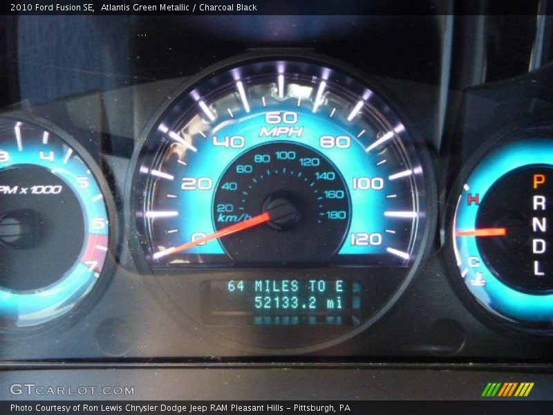 Atlantis Green Metallic / Charcoal Black 2010 Ford Fusion SE