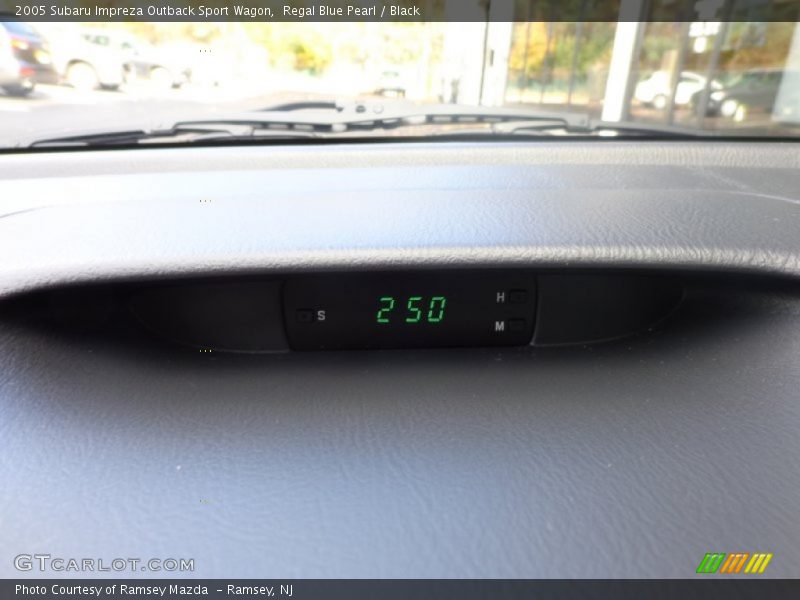 Regal Blue Pearl / Black 2005 Subaru Impreza Outback Sport Wagon