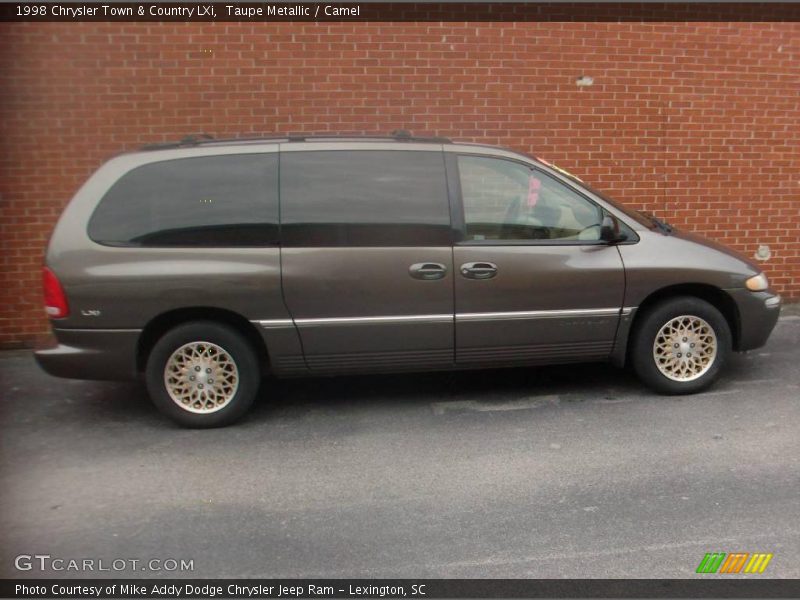 Taupe Metallic / Camel 1998 Chrysler Town & Country LXi