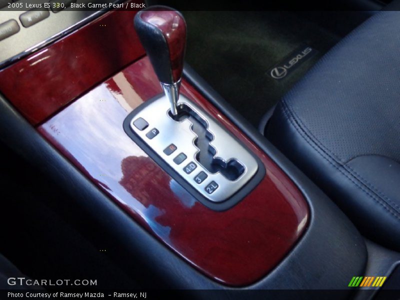 Black Garnet Pearl / Black 2005 Lexus ES 330