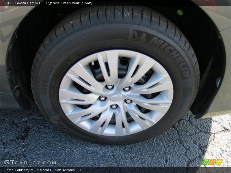 Cypress Green Pearl / Ivory 2012 Toyota Camry LE