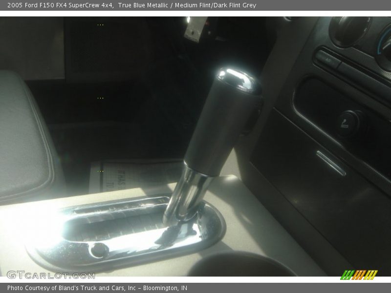True Blue Metallic / Medium Flint/Dark Flint Grey 2005 Ford F150 FX4 SuperCrew 4x4