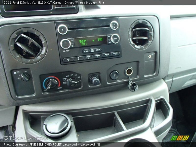 Oxford White / Medium Flint 2011 Ford E Series Van E150 XLT Cargo