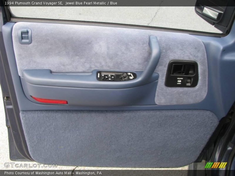 Jewel Blue Pearl Metallic / Blue 1994 Plymouth Grand Voyager SE