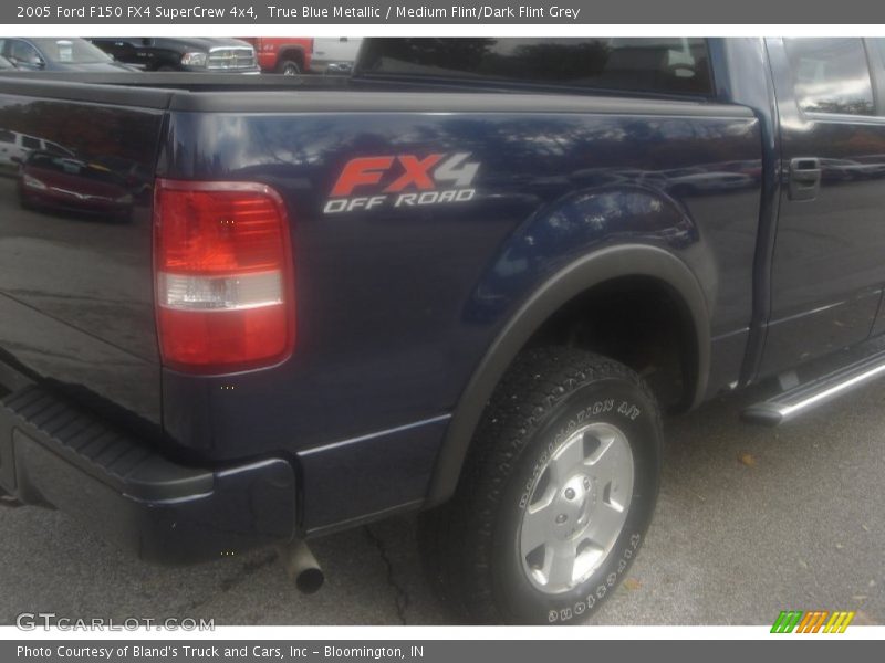 True Blue Metallic / Medium Flint/Dark Flint Grey 2005 Ford F150 FX4 SuperCrew 4x4