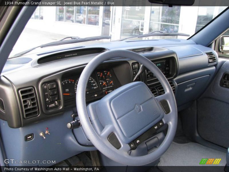 Jewel Blue Pearl Metallic / Blue 1994 Plymouth Grand Voyager SE