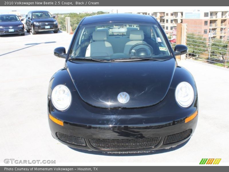 Black / Cream 2010 Volkswagen New Beetle 2.5 Coupe
