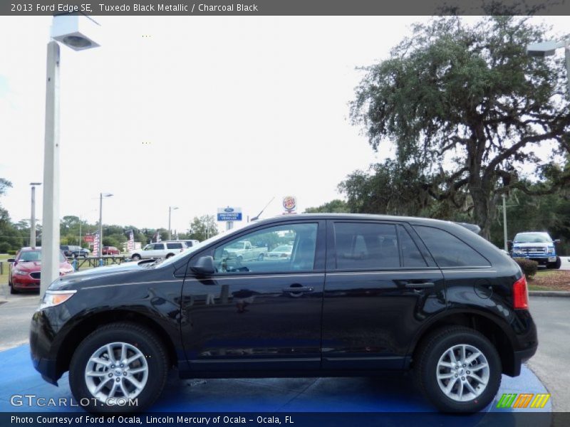 Tuxedo Black Metallic / Charcoal Black 2013 Ford Edge SE