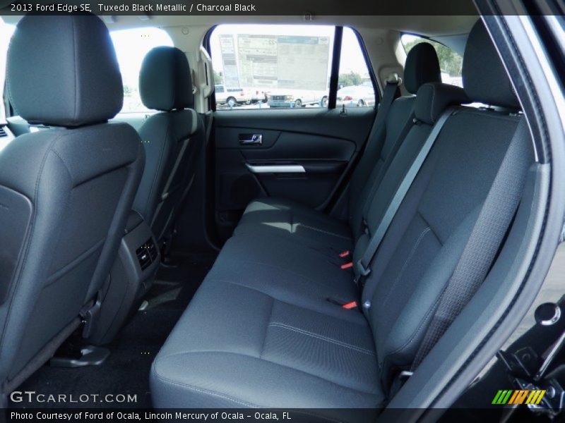 Tuxedo Black Metallic / Charcoal Black 2013 Ford Edge SE