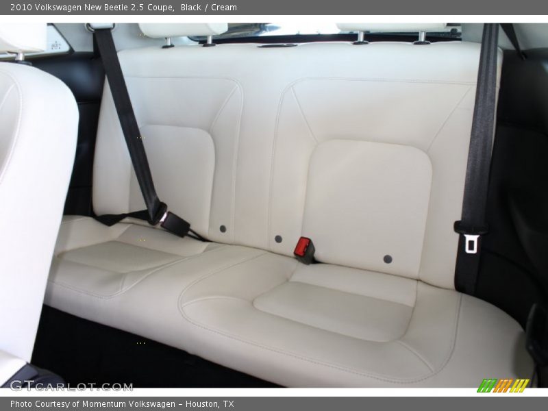 Black / Cream 2010 Volkswagen New Beetle 2.5 Coupe