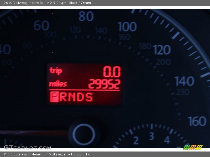 Black / Cream 2010 Volkswagen New Beetle 2.5 Coupe