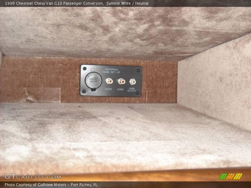 Summit White / Neutral 1998 Chevrolet Chevy Van G10 Passenger Conversion