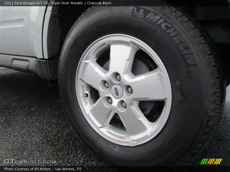 Ingot Silver Metallic / Charcoal Black 2011 Ford Escape XLT V6